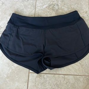 Lululemon speed up short 2.5 in inseam Midrise